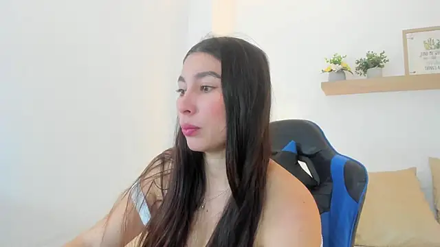 bella 99  online show from 06/12/26, 11:42
