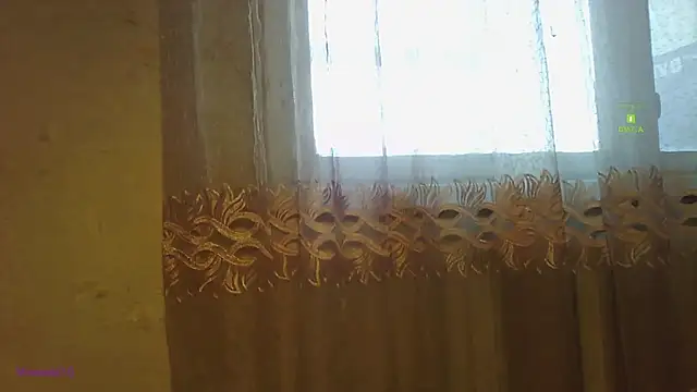 Snapshot of BS_minon chatting on 02/17/25, 01:53 BS minon online show from 02/17/25, 01:53