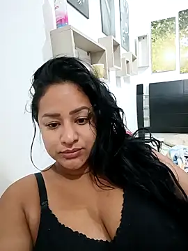 Snapshot of ashley69_brown chatting on 03/07/26, 02:14 ashley69 brown online show from 03/07/26, 02:14
