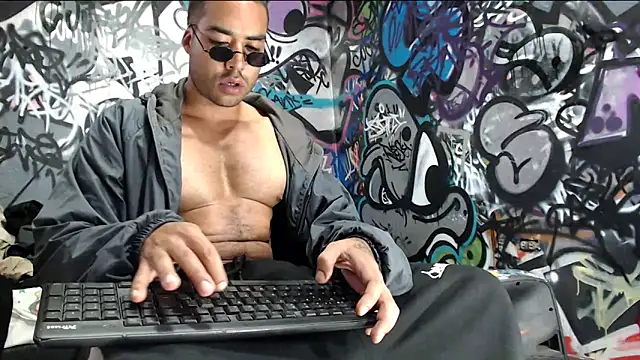 Justin Frank online show from 01/11/25, 04:36