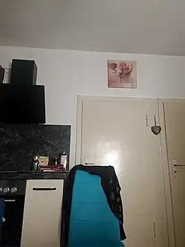 GeileEstelle online show from 10/28/25, 06:06