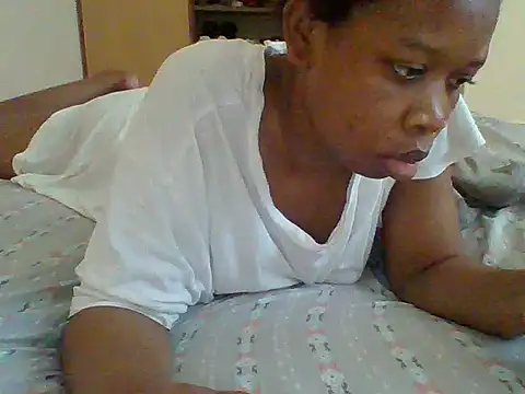 Snapshot of sweetshilahh chatting on 11/06/25, 10:05 sweetshilahh online show from 11/06/25, 10:05