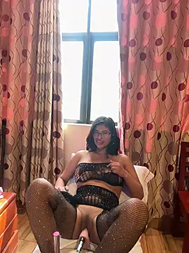 Snapshot of sexi_noemi chatting on 02/18/25, 02:59 sexi noemi online show from 02/18/25, 02:59