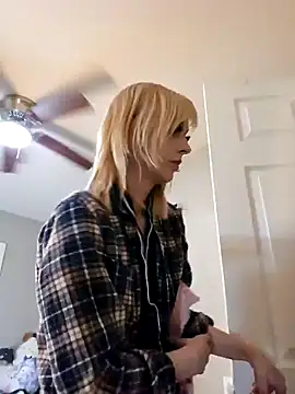 AmethystFoxx online show from 01/21/25, 06:02