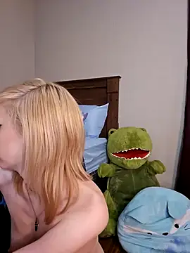 AmethystFoxx online show from 01/27/25, 12:54