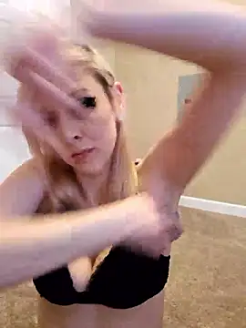 Snapshot of AmethystFoxx chatting on 01/12/26, 10:26 AmethystFoxx online show from 01/12/26, 10:26