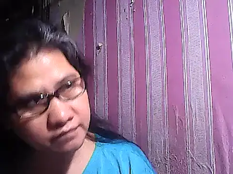 sweetsosie18 online show from 02/18/25, 02:27