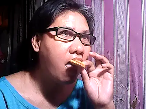 sweetsosie18 online show from 02/23/25, 08:00