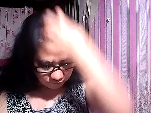 sweetsosie18 online show from 02/25/25, 05:36