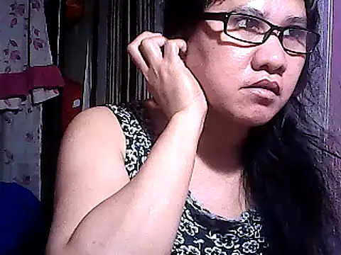 sweetsosie18 online show from 02/25/25, 08:41