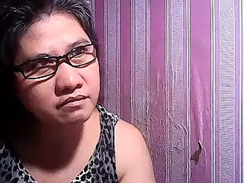sweetsosie18 online show from 03/01/25, 12:45