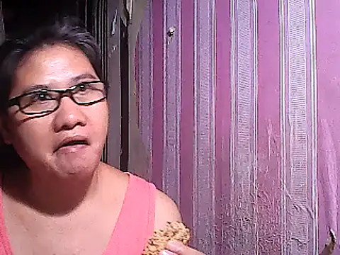 sweetsosie18 online show from 03/03/25, 08:16