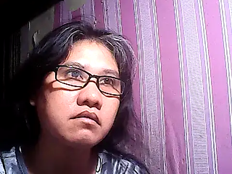 sweetsosie18 online show from 03/12/25, 07:49