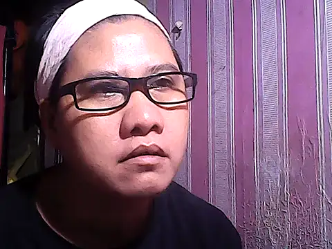 Snapshot of sweetsosie18 chatting on 09/16/25, 04:19 sweetsosie18 online show from 09/16/25, 04:19