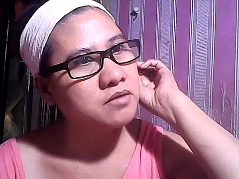 Snapshot of sweetsosie18 chatting on 09/17/25, 06:20 sweetsosie18 online show from 09/17/25, 06:20