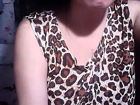 Snapshot of sweetsosie18 chatting on 09/23/25, 10:02 sweetsosie18 online show from 09/23/25, 10:02