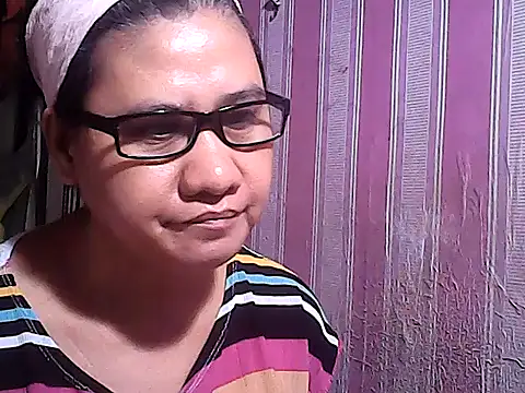 Snapshot of sweetsosie18 chatting on 09/26/25, 02:59 sweetsosie18 online show from 09/26/25, 02:59