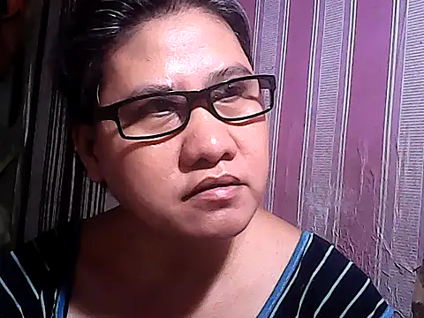 Snapshot of sweetsosie18 chatting on 10/06/25, 09:07 sweetsosie18 online show from 10/06/25, 09:07