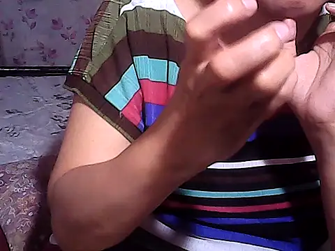 Snapshot of sweetsosie18 chatting on 10/18/25, 12:28 sweetsosie18 online show from 10/18/25, 12:28