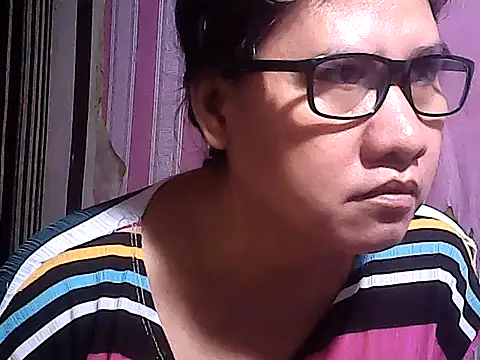 Snapshot of sweetsosie18 chatting on 11/01/25, 06:59 sweetsosie18 online show from 11/01/25, 06:59