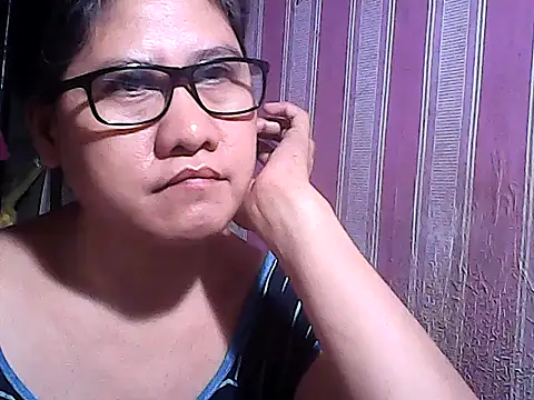 Snapshot of sweetsosie18 chatting on 11/14/25, 07:23 sweetsosie18 online show from 11/14/25, 07:23