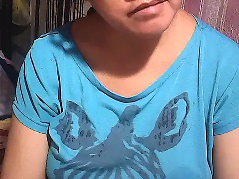 Snapshot of sweetsosie18 chatting on 11/20/25, 05:51 sweetsosie18 online show from 11/20/25, 05:51