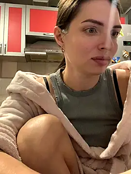 SeducingYoghourt online show from 11/05/25, 05:02