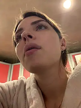 Snapshot of SeducingYoghourt chatting on 02/19/26, 04:58 SeducingYoghourt online show from 02/19/26, 04:58