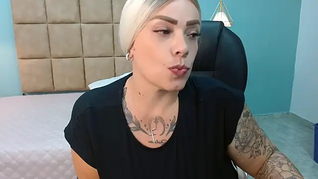 natalygolden69 online show from 03/08/25, 12:52