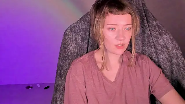 RikkiSanchez online show from 11/14/25, 08:07