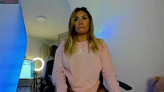 SussiVega online show from 03/03/25, 10:10