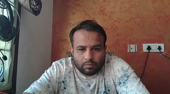 Snapshot of sura11311 chatting on 02/14/25, 06:56 sura11311 online show from 02/14/25, 06:56