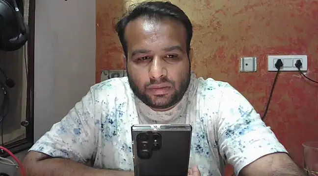 Snapshot of sura11311 chatting on 02/14/25, 05:46 sura11311 online show from 02/14/25, 05:46