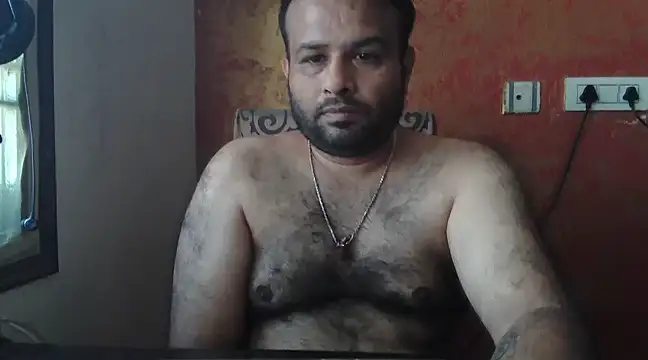 Snapshot of sura11311 chatting on 02/15/25, 04:58 sura11311 online show from 02/15/25, 04:58