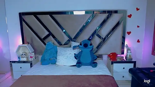 Snapshot of lady_Ary_xx chatting on 01/15/25, 09:09 lady Ary xx online show from 01/15/25, 09:09