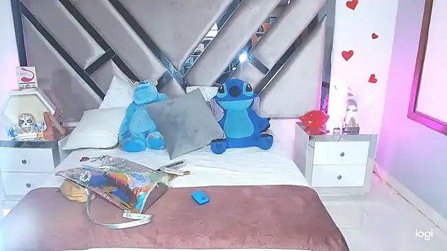 Snapshot of lady_Ary_xx chatting on 01/23/25, 08:56 lady Ary xx online show from 01/23/25, 08:56