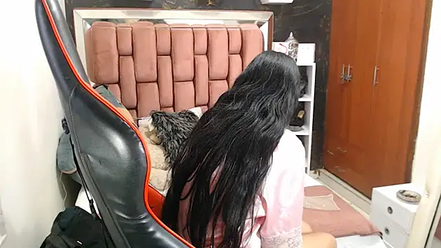 Snapshot of lady_Ary_xx chatting on 02/22/25, 09:59 lady Ary xx online show from 02/22/25, 09:59