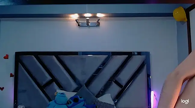 Snapshot of lady_Ary_xx chatting on 02/28/25, 05:15 lady Ary xx online show from 02/28/25, 05:15