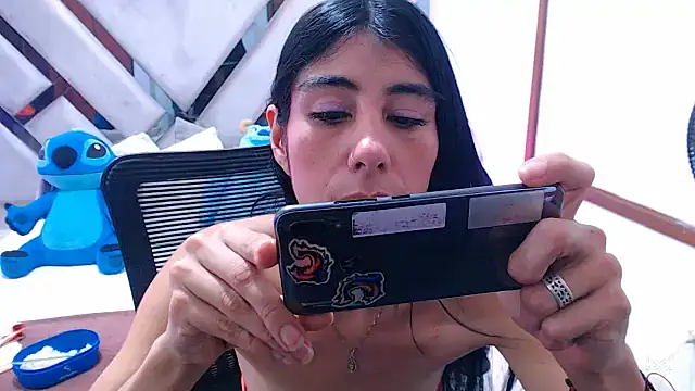 Snapshot of lady_Ary_xx chatting on 03/14/25, 01:27 lady Ary xx online show from 03/14/25, 01:27