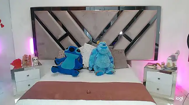 Snapshot of lady_Ary_xx chatting on 03/15/25, 01:08 lady Ary xx online show from 03/15/25, 01:08