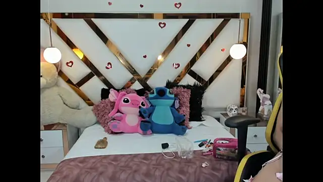 Snapshot of lady_Ary_xx chatting on 09/25/25, 08:45 lady Ary xx online show from 09/25/25, 08:45