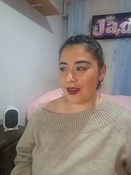 Snapshot of JADE_SWEET2 chatting on 01/11/26, 11:21 JADE SWEET2 online show from 01/11/26, 11:21