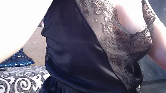 Ria 23 online show from 11/17/25, 02:06