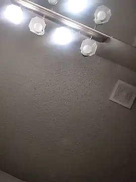 Mark691984 online show from 12/04/24, 05:49