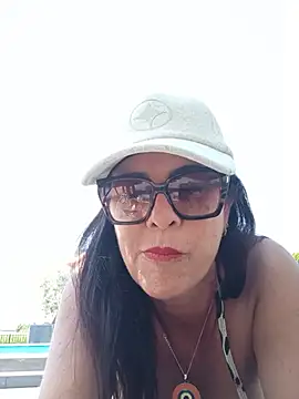 Linda1975 online show from 06/23/26, 12:58