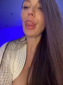 Emma Catt online show from 12/24/24, 05:44