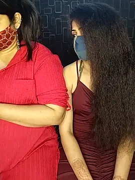 Snapshot of Sexy_anamika chatting on 03/08/25, 10:11 Sexy anamika online show from 03/08/25, 10:11