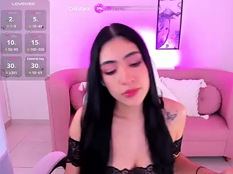 tatiana prada online show from 10/09/25, 05:49