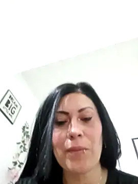 Tania mature online show from 04/30/26, 03:51