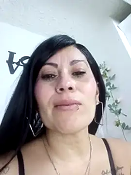Tania mature online show from 07/01/26, 05:45